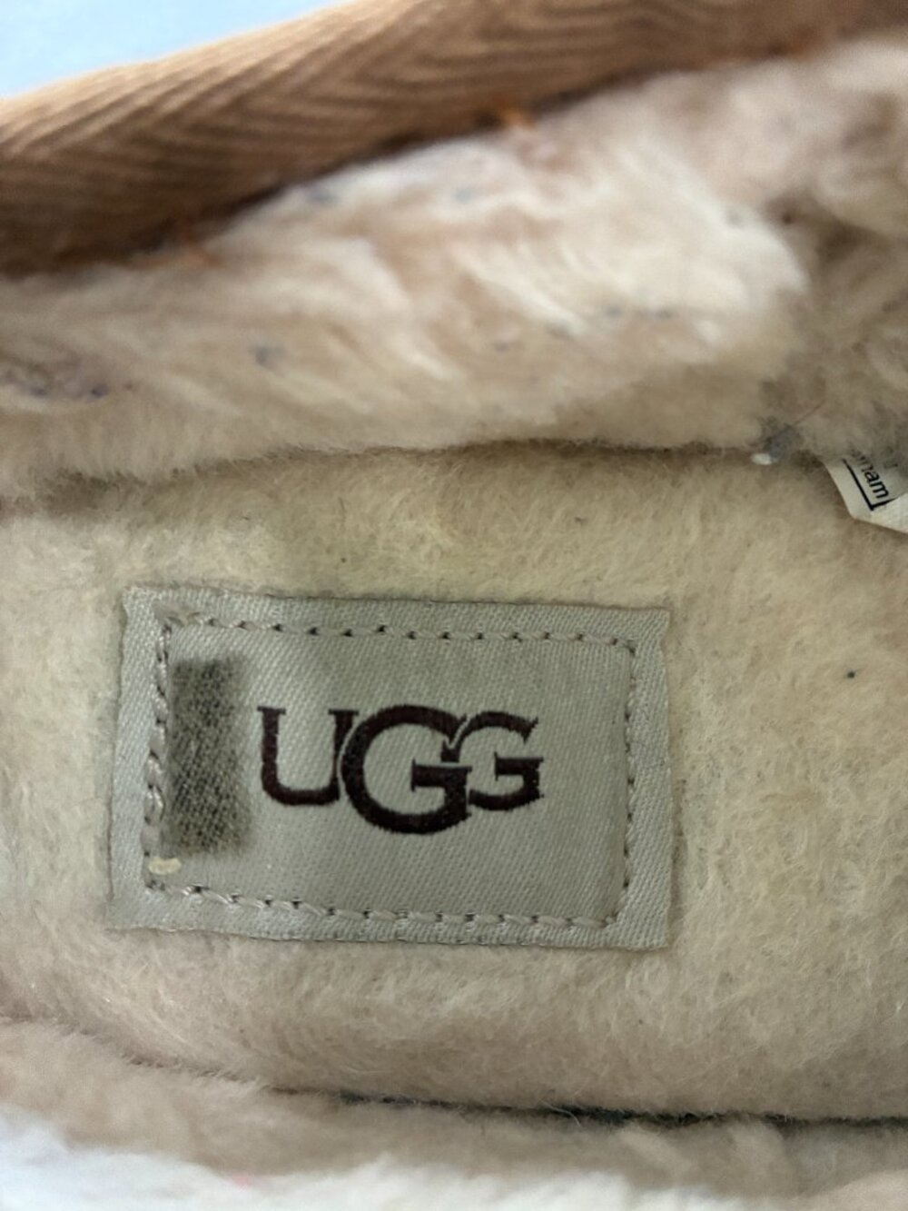 UGG clogg/slipper - Picture 6 of 6